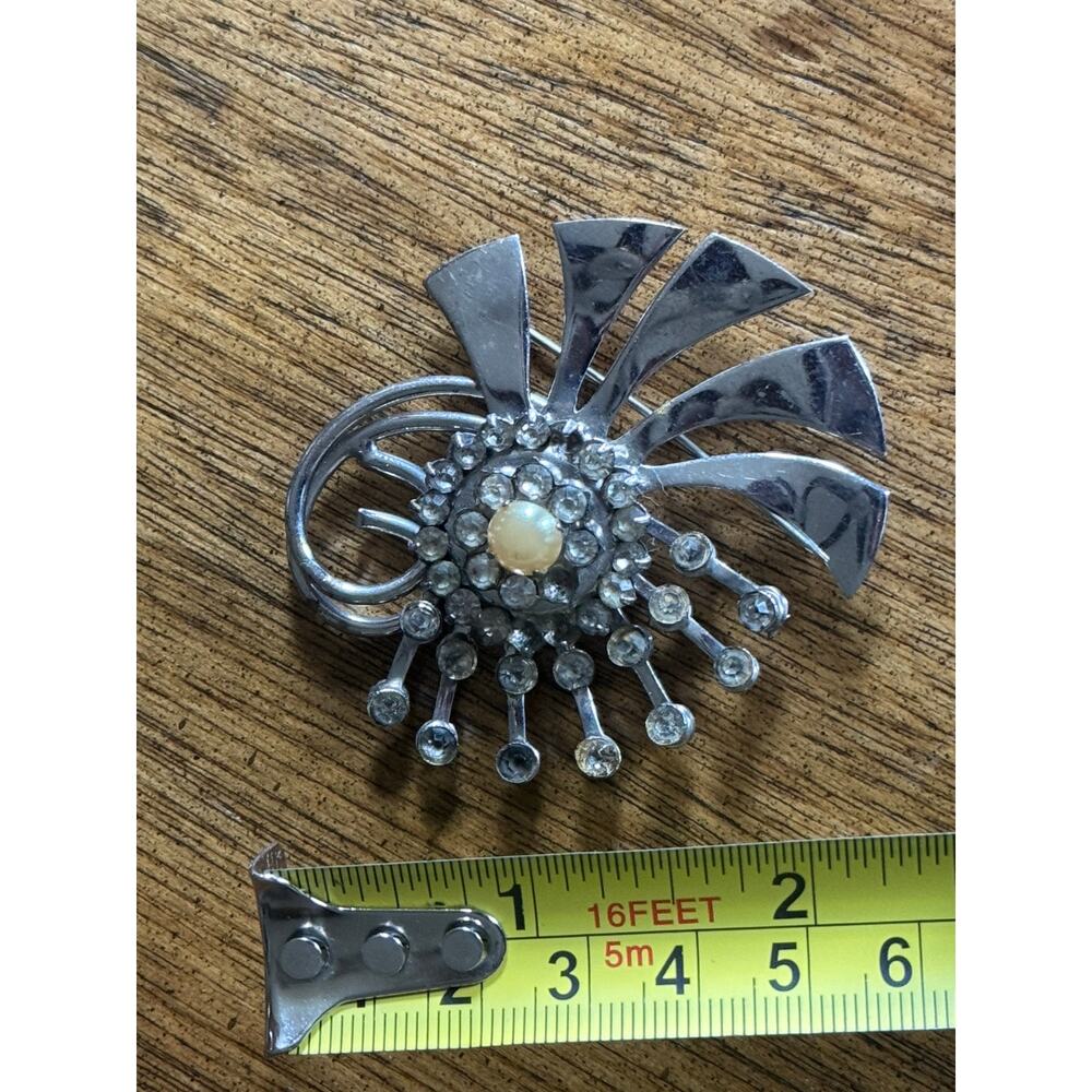 Vintage Mid Century Modern Rhinestone Starburst Brooch Silver Tone - Picture 4 of 5